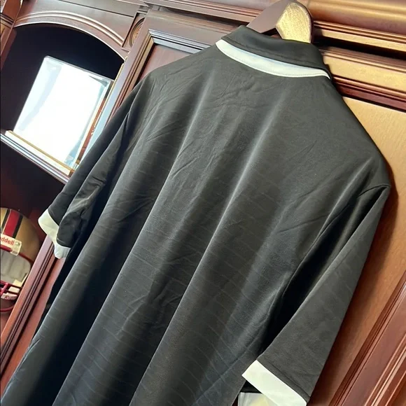 Brand New NFL Team Apparel Las Vegas Raiders Black & Silver Polo Sports Shirt! - Picture 2 of 12